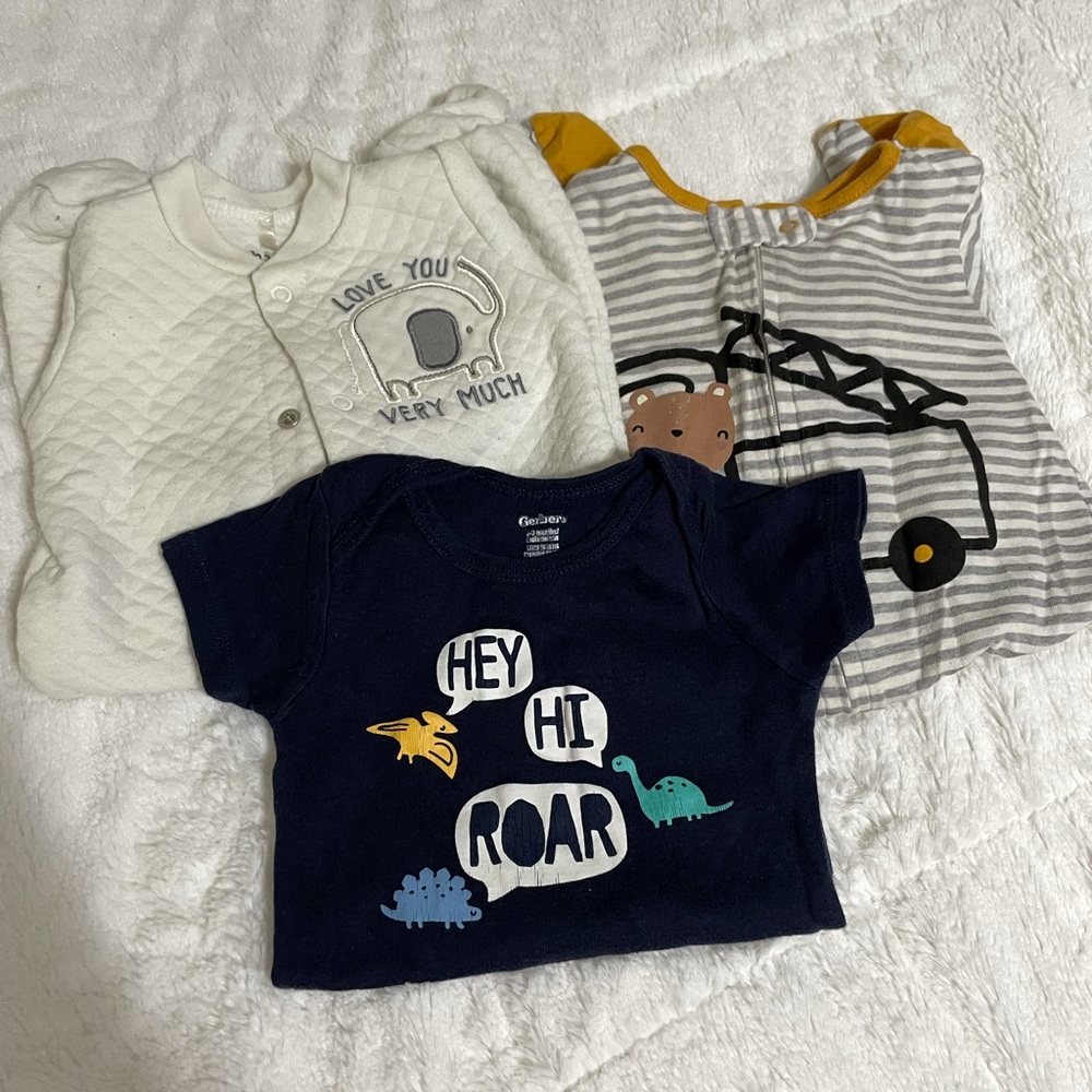 Baby Boys Gerbers and chick Pea SZ 0-3 and 3-6